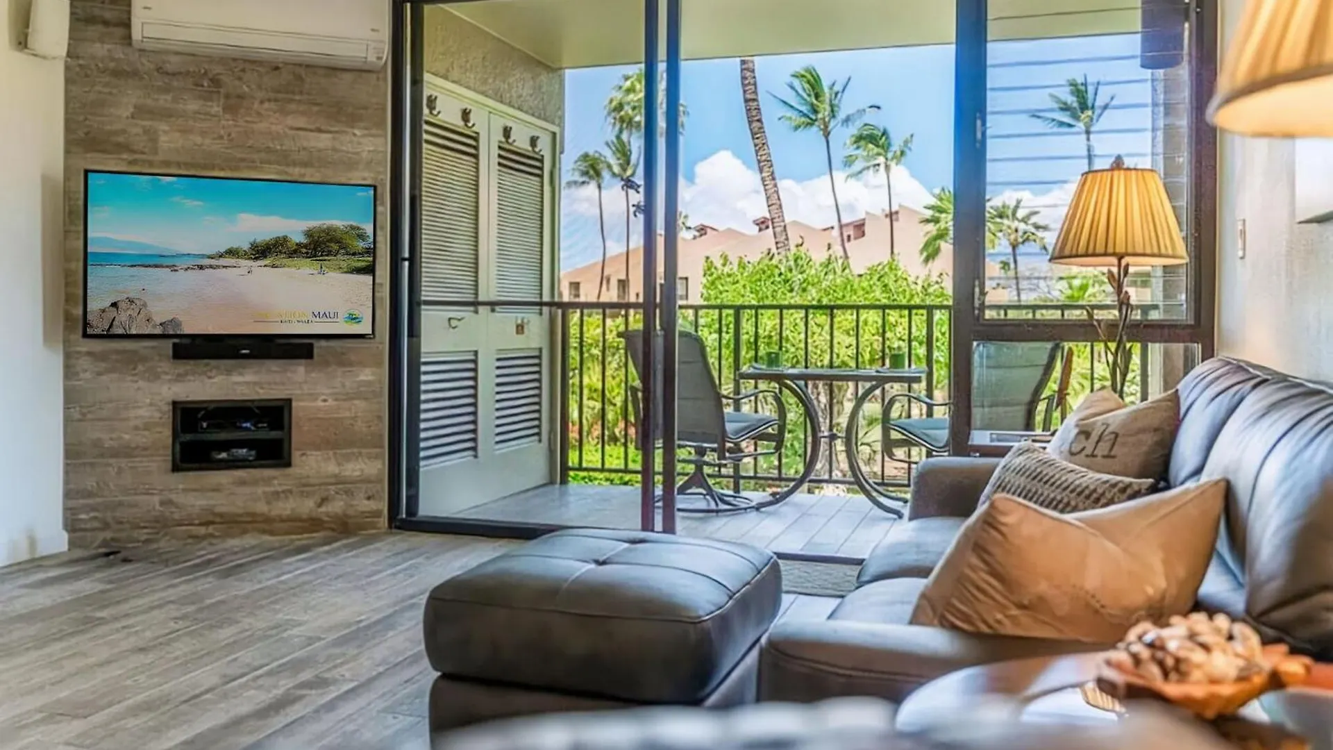 Experience Kamaole Sands 6-202, Stunning Renovation, Ocean View, Wi-Fi, Split Ac Wailea